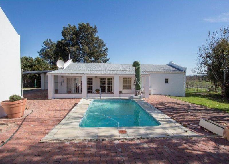 15 Bedroom Property for Sale in Stellenbosch Central Western Cape